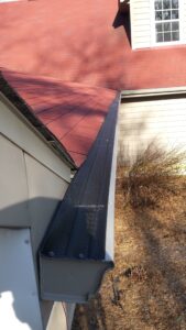 Expert Gutter Cleaning and Repair Services in Cedar Rapids, IA