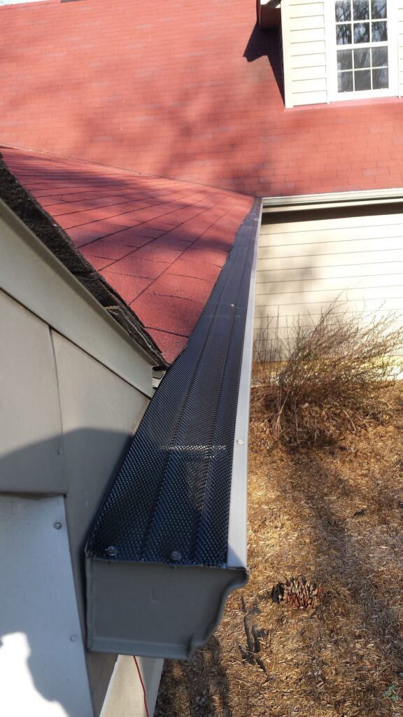 Expert Gutter Cleaning and Repair Services in Cedar Rapids, IA